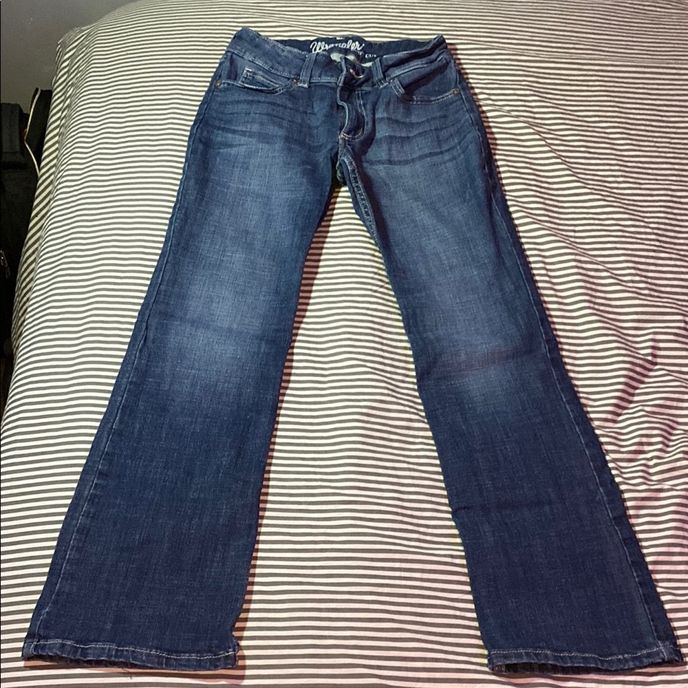 Wrangler blue bootcut jean size 3x32